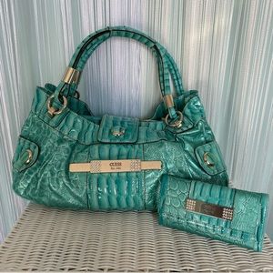 Rare Patent Guess Turquoise Shoulder Bag With Matching Wallet Set